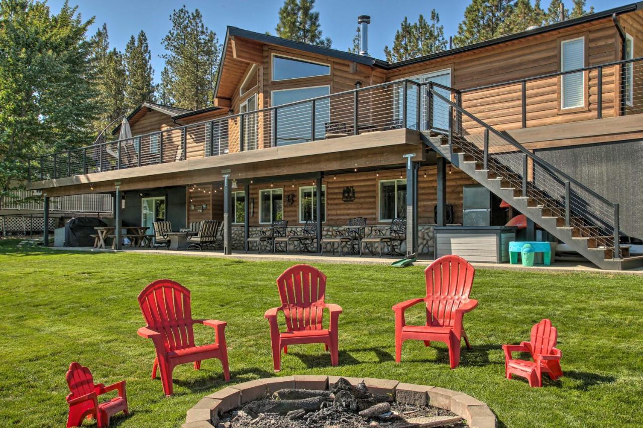 Nine Mile Falls Lakefront Retreat With Kayaks, Paddle Boards And Deck!ヴィラ エクステリア 写真